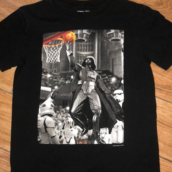 Old Navy Other - Old Navy Collectabilitees size Med. shirt